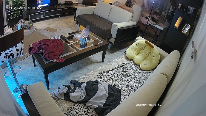 realm64-cam16-1763651045