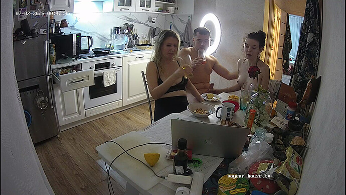 CamilleKitty-2025-07-01_23-43-13