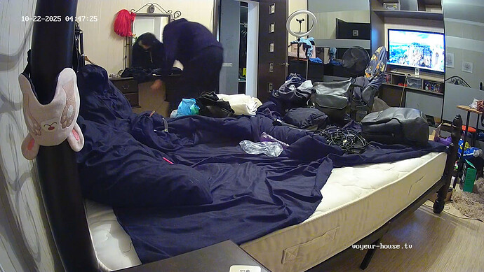 realm64-cam17-1761097710