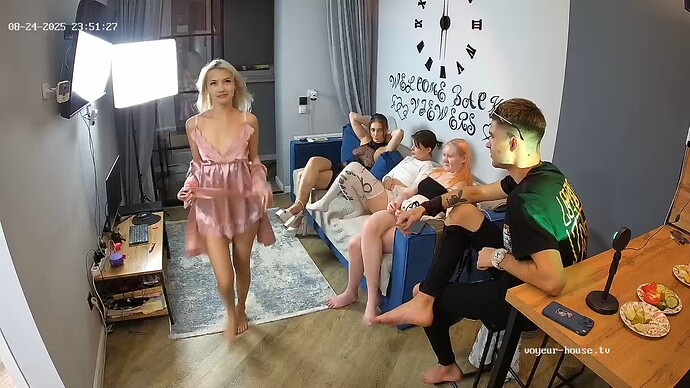 realm94-cam13-1756068723
