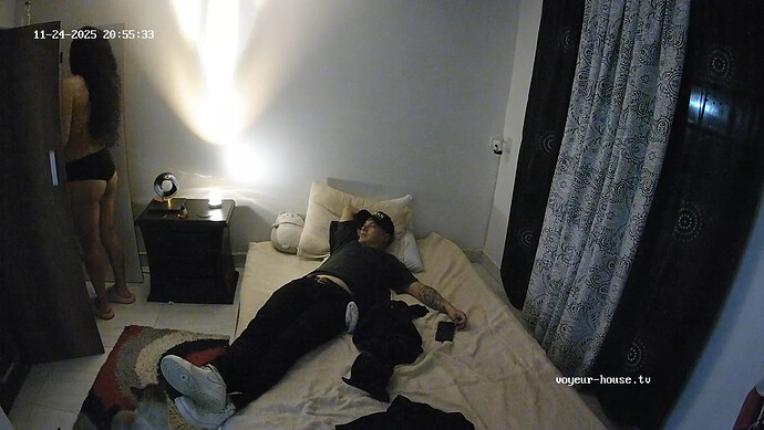 realm121-cam17-1764042814