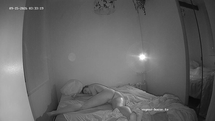 realm166-cam14-1789462231