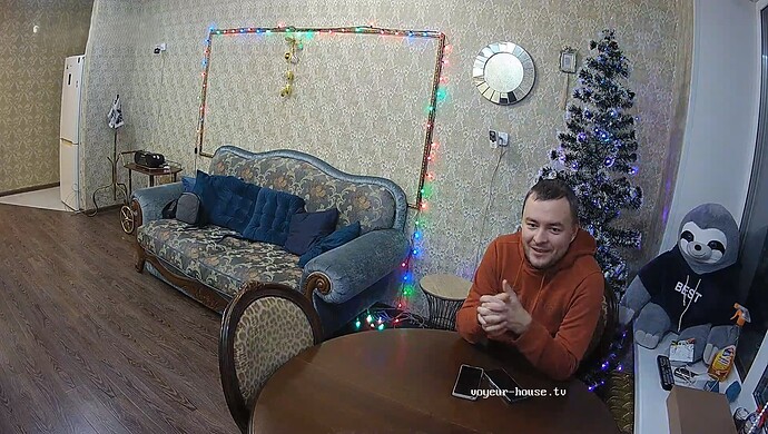realm95-cam15-1736645935
