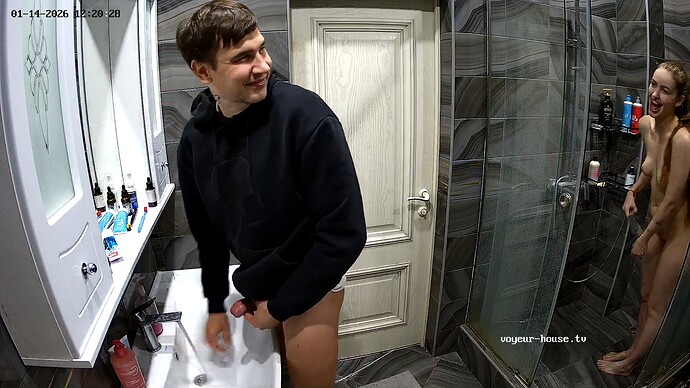 realm126-cam113-1768401647