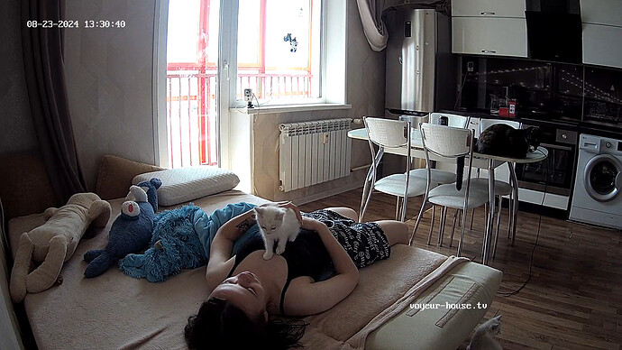 realm69-cam14-1724409193