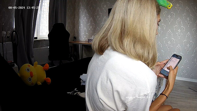 realm8-cam19-1722854766