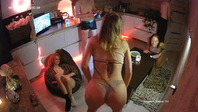 realm64-cam11-1755119080