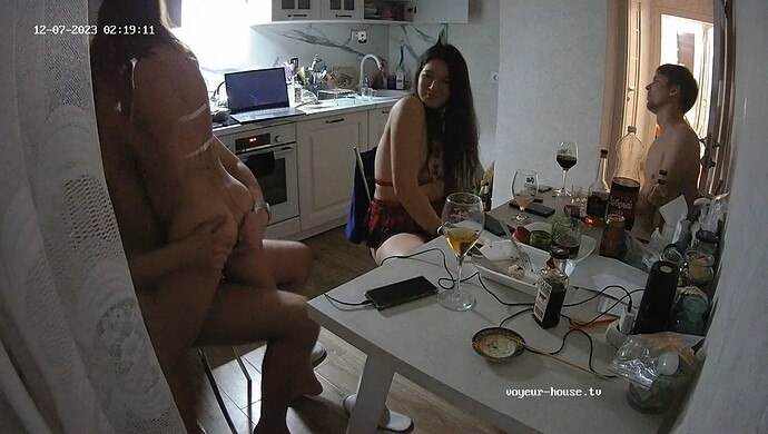 realm71-cam12-1701904792