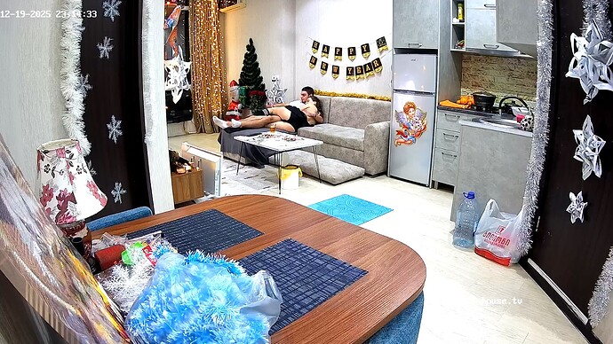 Zrzut ekranu z 2025-12-19 20-15-38