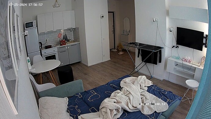 realm2-cam16-1721919411