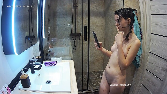 realm79-cam17-1726922417