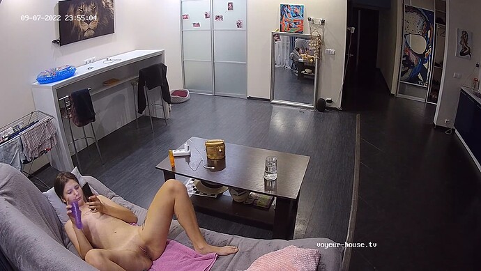 Zoja_220907_bates_couch_dildo_in_pussy_realm45-cam15-1662657835