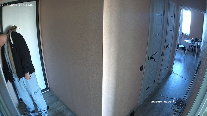 realm117-cam110-1760768533