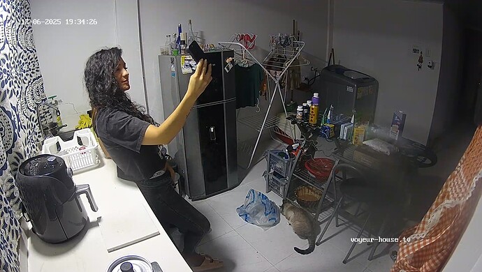 realm121-cam11-1765067687