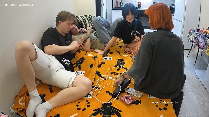 realm5-cam14-1764611993