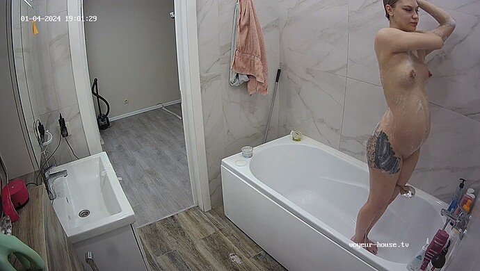 realm67-cam19-1704384243