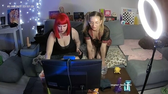 realm64-cam15-1746392277