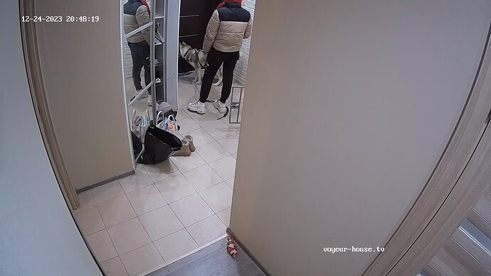 realm62-cam111-1703443512