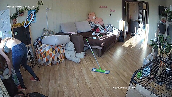 realm37-cam15-1714923508