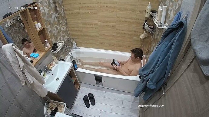 realm18-cam113-1765644786