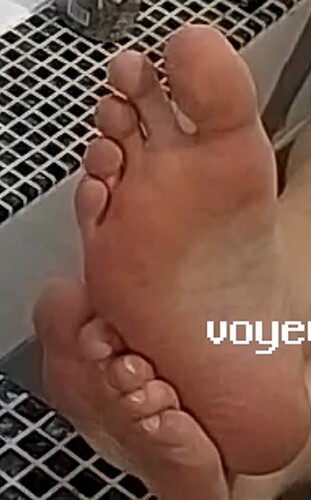feet Shana 2-21-23