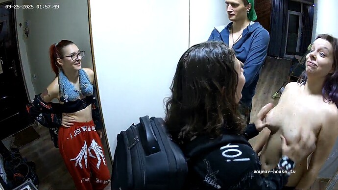 realm114-cam110-1758752249