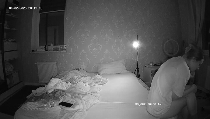 realm8-cam18-1743643614