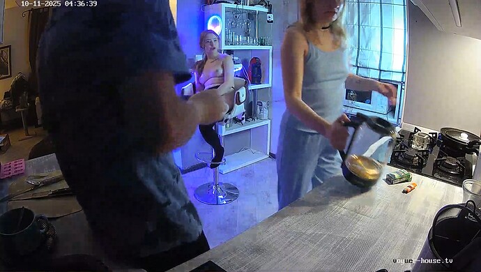 realm64-cam11-1760146651