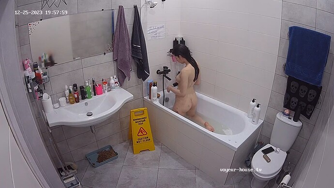 realm49-cam19-1703528926