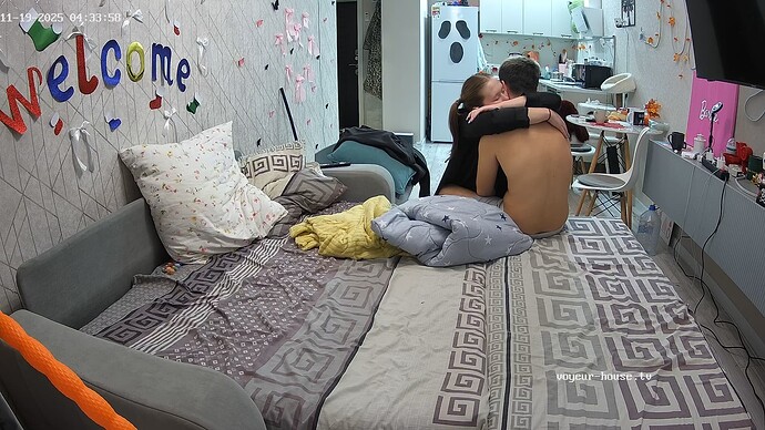 realm56-cam14-1763516082