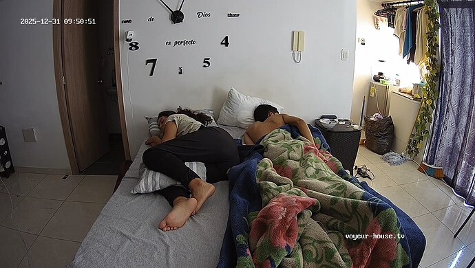 realm142-cam14-1767192677