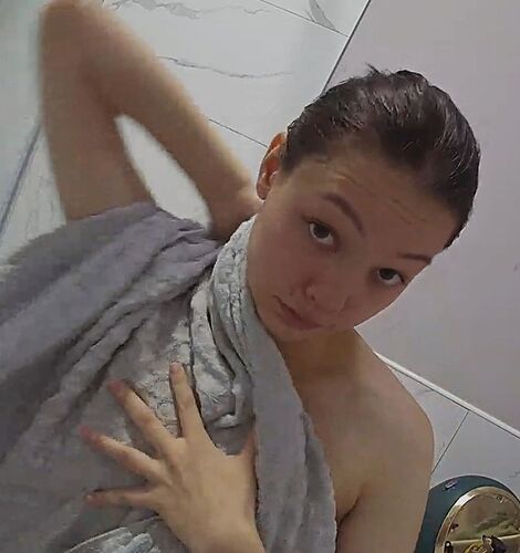 Feline_261020_bathroom_@_Deslond_realm155_01
