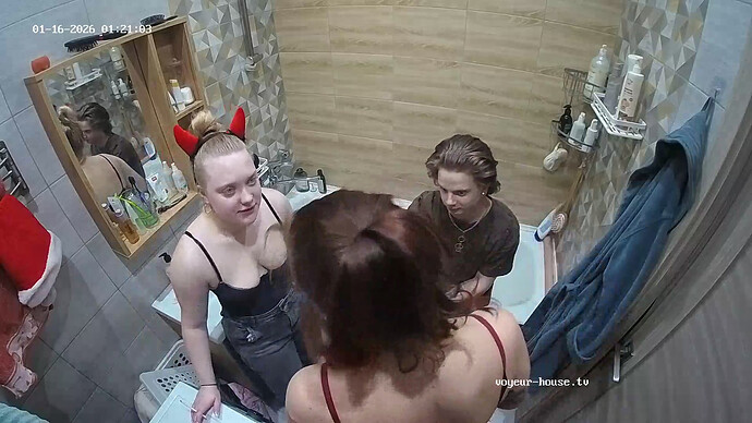 realm18-cam113-1768515705