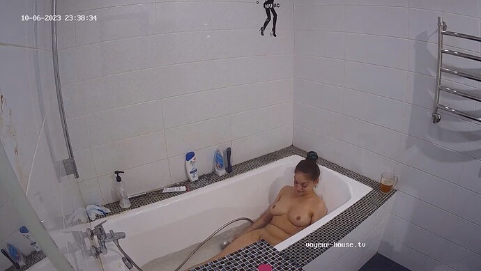 realm18-cam112-1696625183