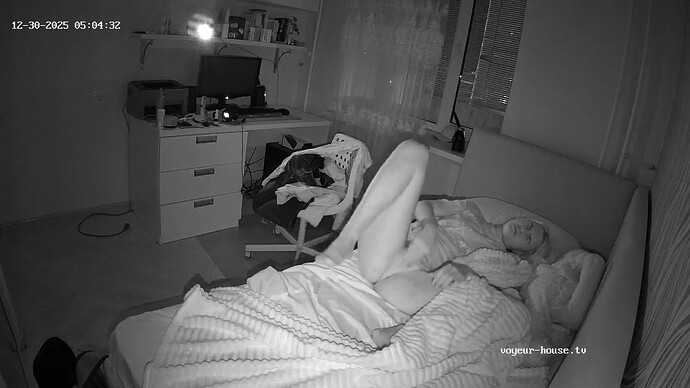 realm122-cam19-1767081963