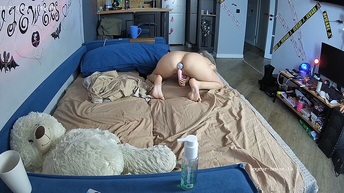 realm94-cam14-1763828277