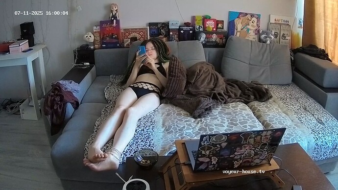 realm64-cam15-1752238838