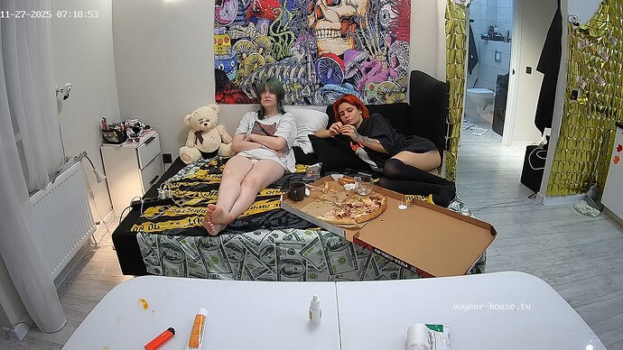 realm5-cam15-1764220103