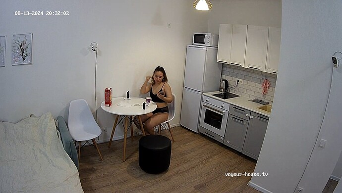 realm2-cam11-1723570352