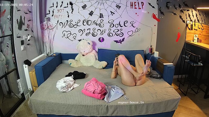 realm94-cam15-1763499960