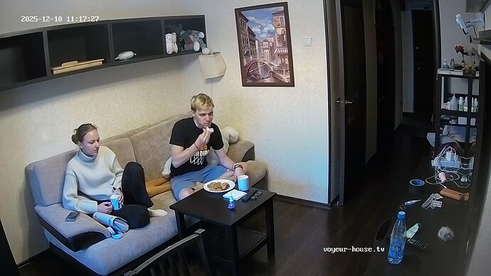 realm7-cam18-1765358382