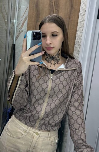 GUEST GIRL @ FLORA