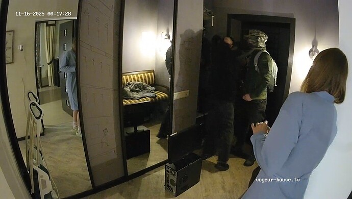 realm64-cam111-1763286672