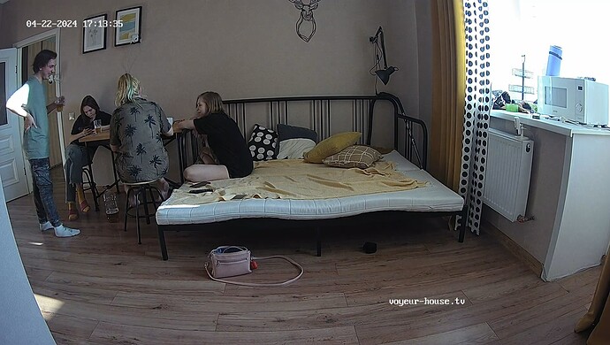 realm12-cam15-1713788052