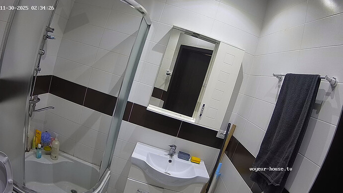 realm6-cam110-1764460346