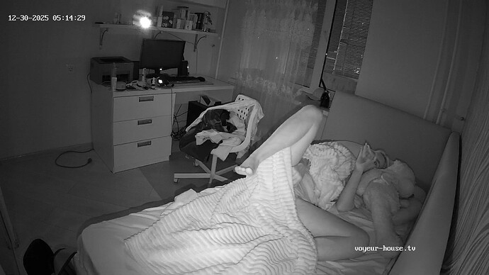 realm122-cam19-1767082034