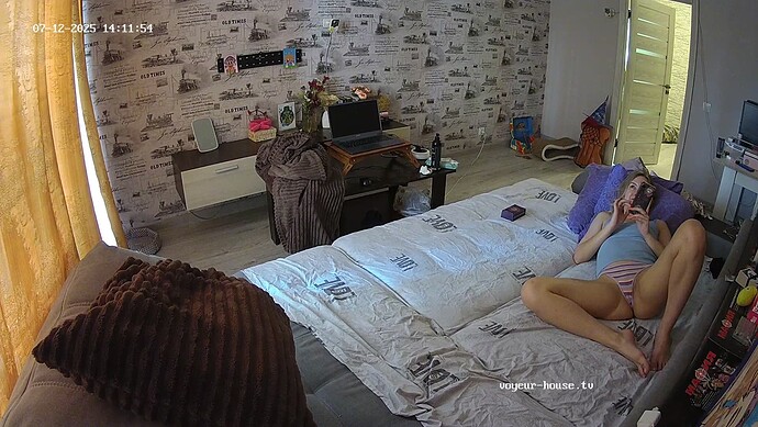 realm64-cam14-1752318750