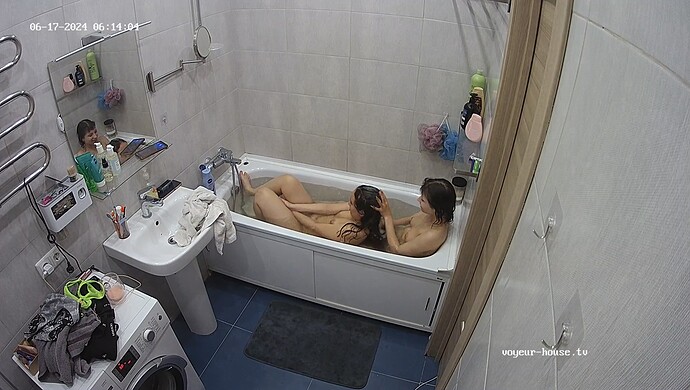 realm27-cam110-1718594081 (1)