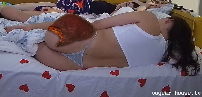 Joanna-GingerbredHeart-7