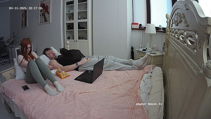 realm8-cam18-1775920709